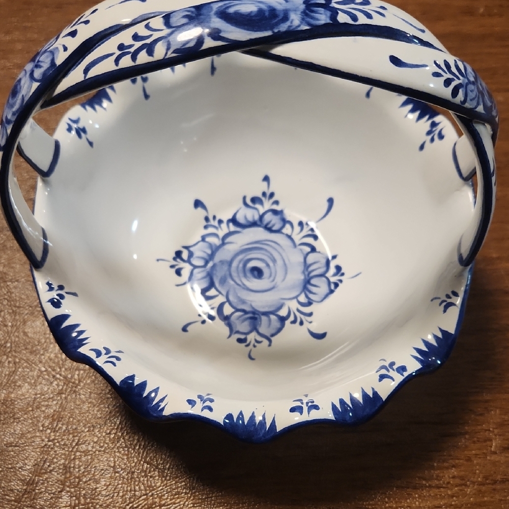 Vestal Blue and White Ceramic Floral Bowl